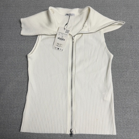 Zara Tops - NWT! ZARA Ribbed Knit Off-the-Shoulder Full-Zip Tank Top Size L